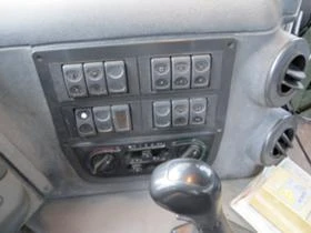 Бетон помпа Iveco ASTRA HD8 84.48, снимка 16