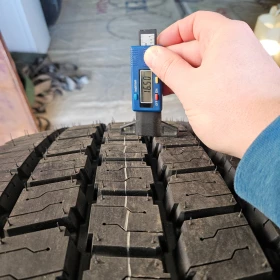 Гуми, снимка 7