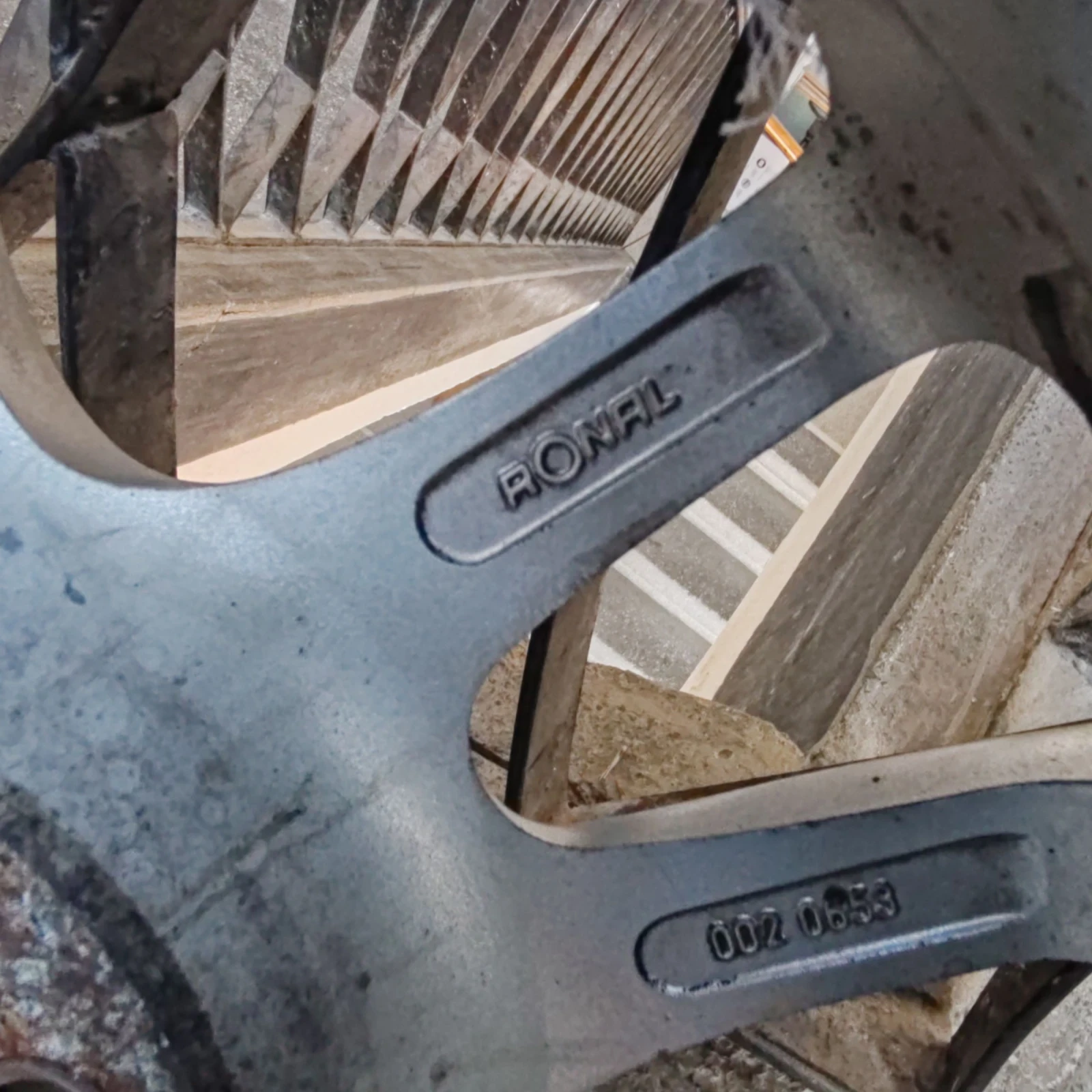 Гуми с джанти Tigar 195/55R16, снимка 7 - Гуми и джанти - 54125377