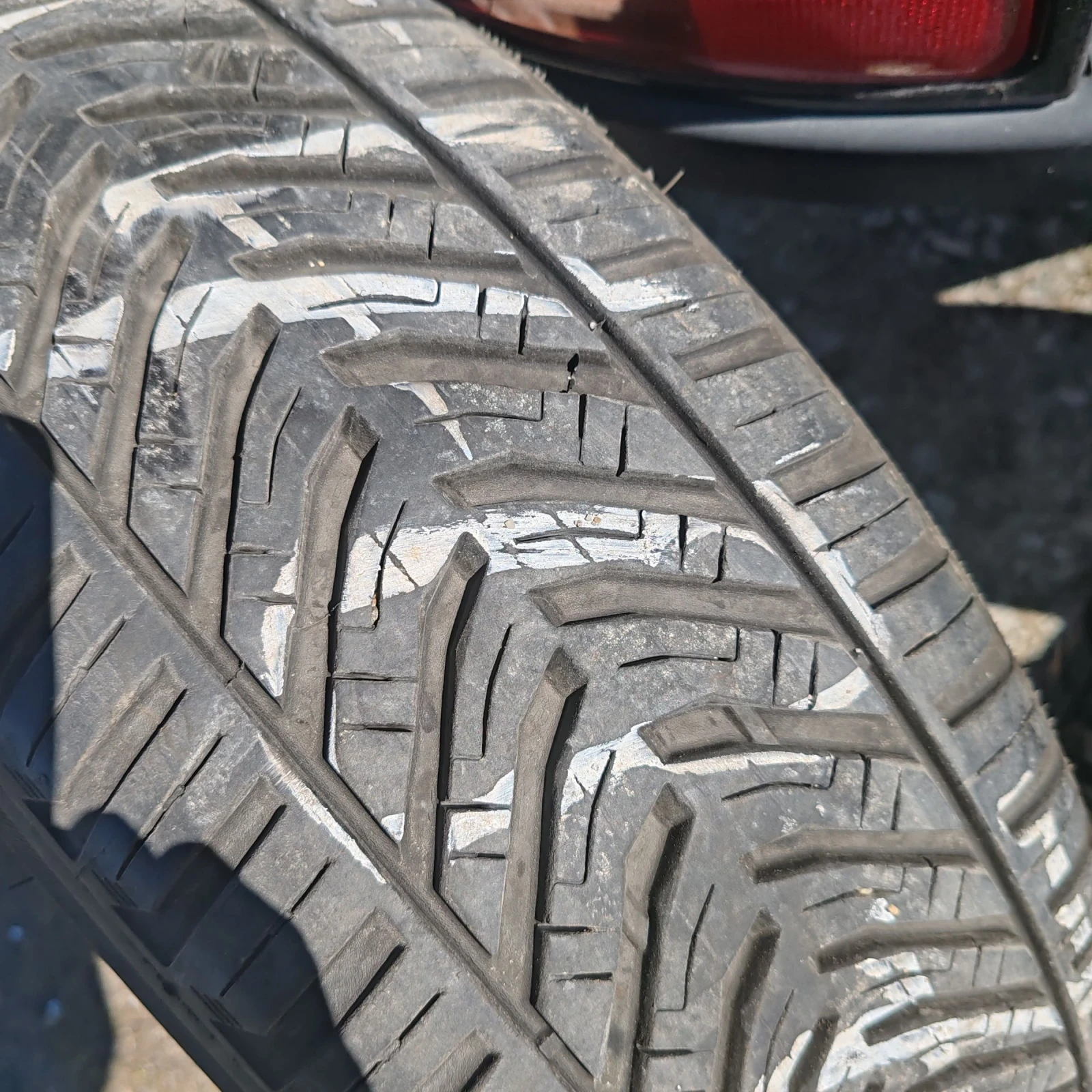 Гуми с джанти Tigar 195/55R16, снимка 2 - Гуми и джанти - 54125377