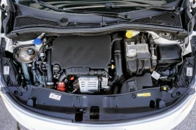 Peugeot 2008 1.2i PURETECH  ALLURE , снимка 14