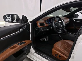 Maserati Ghibli КРАЙНА ЦЕНА: 20429 EUR !!!РЕАЛНА КРАЙНА ЦЕНА!!!, снимка 10