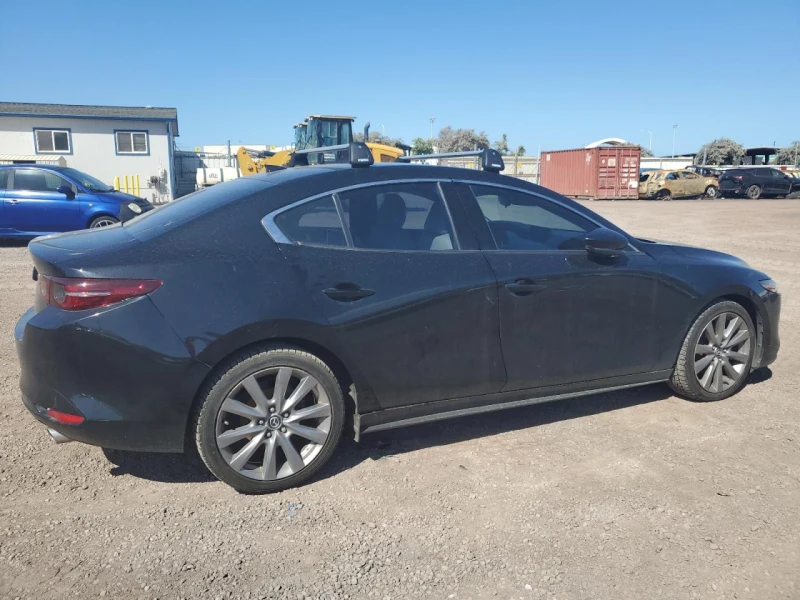 Mazda 3 PREMIUM* Крайна цена* , снимка 3 - Автомобили и джипове - 47549057