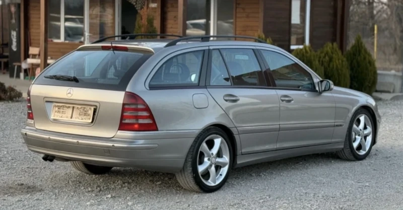 Mercedes-Benz C 270, снимка 8 - Автомобили и джипове - 49325149