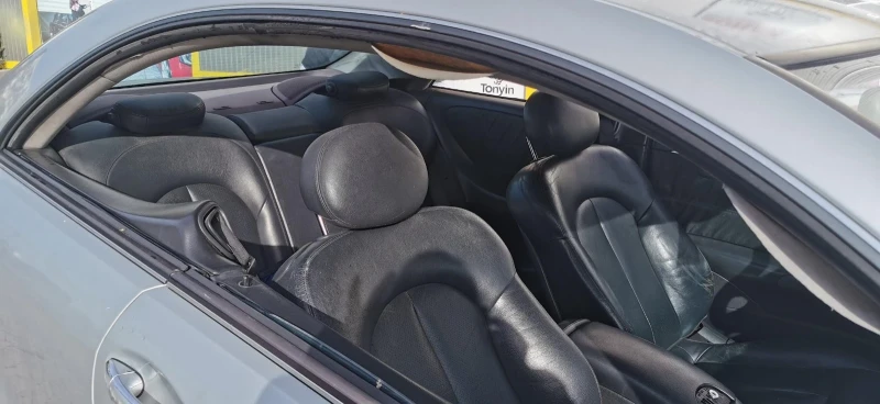 Mercedes-Benz CLK, снимка 6 - Автомобили и джипове - 52358390