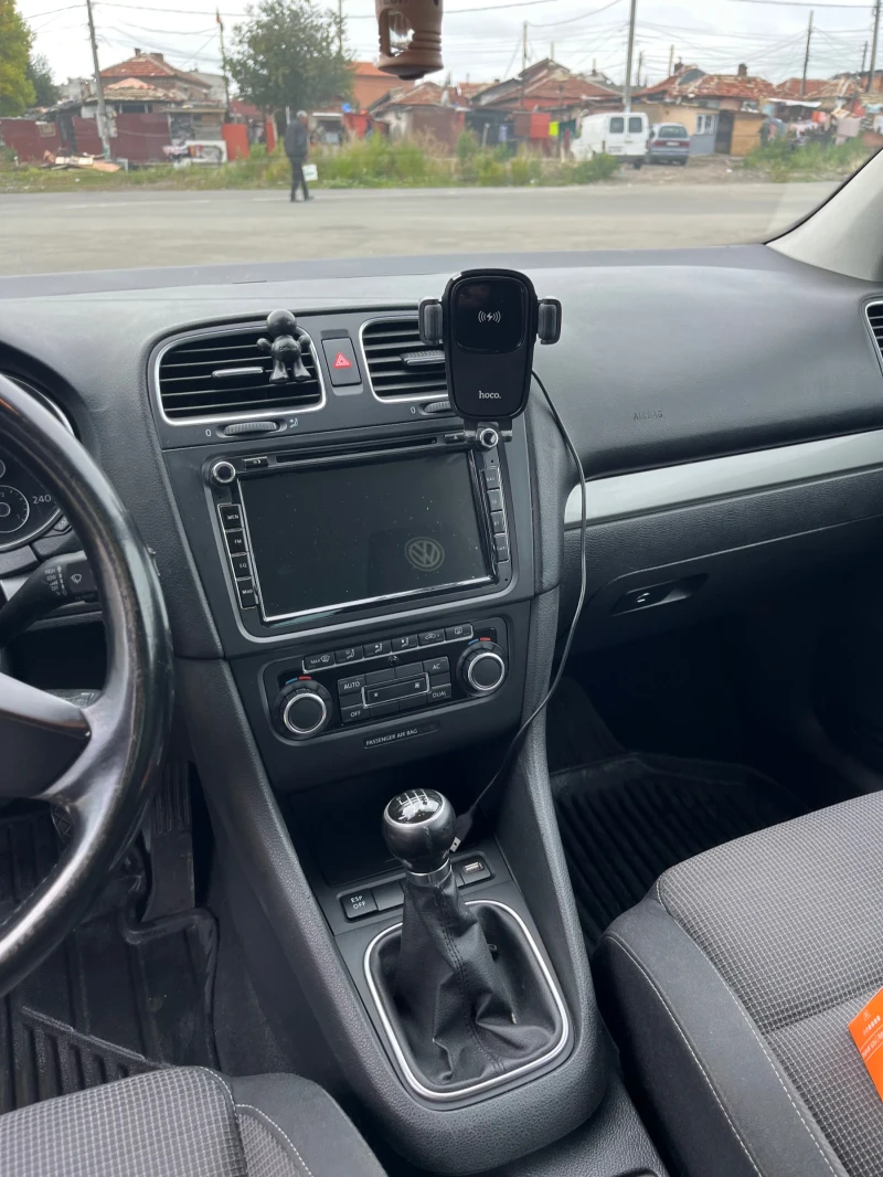 VW Golf, снимка 10 - Автомобили и джипове - 51964298