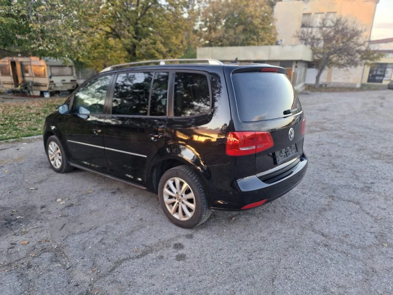 VW Touran 2.0 TDI HIGHLINE, снимка 6 - Автомобили и джипове - 52588257