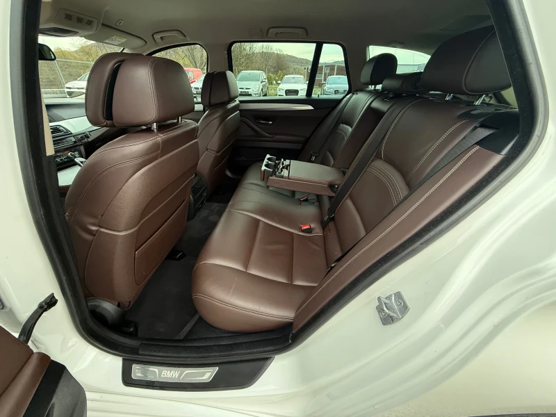 BMW 530 258кс * X-Drive* * SAT* * HUD* * Face-Lift* , снимка 15 - Автомобили и джипове - 52448062