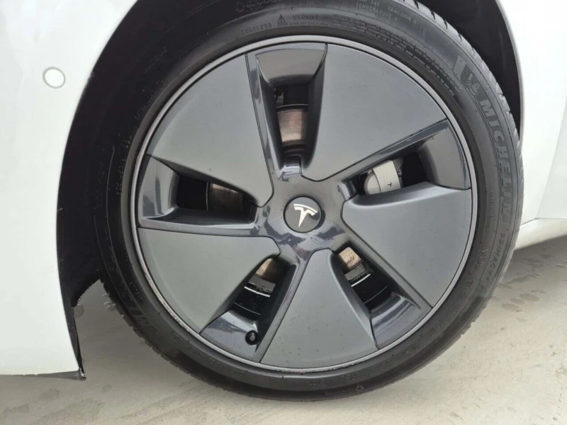 Tesla Model 3 LONG RANGE AWD, снимка 16 - Автомобили и джипове - 52562899