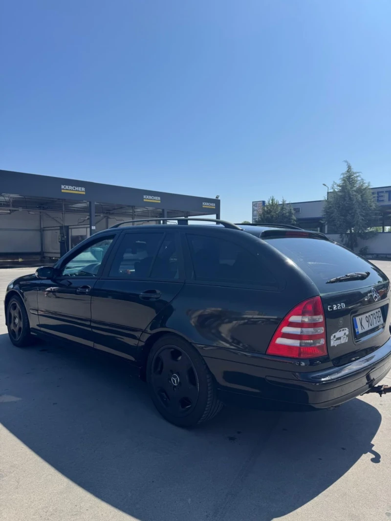 Mercedes-Benz C 220, снимка 4 - Автомобили и джипове - 52907034