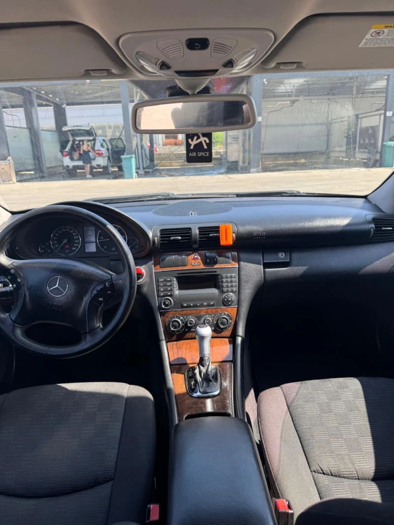 Mercedes-Benz C 220, снимка 7 - Автомобили и джипове - 52907034