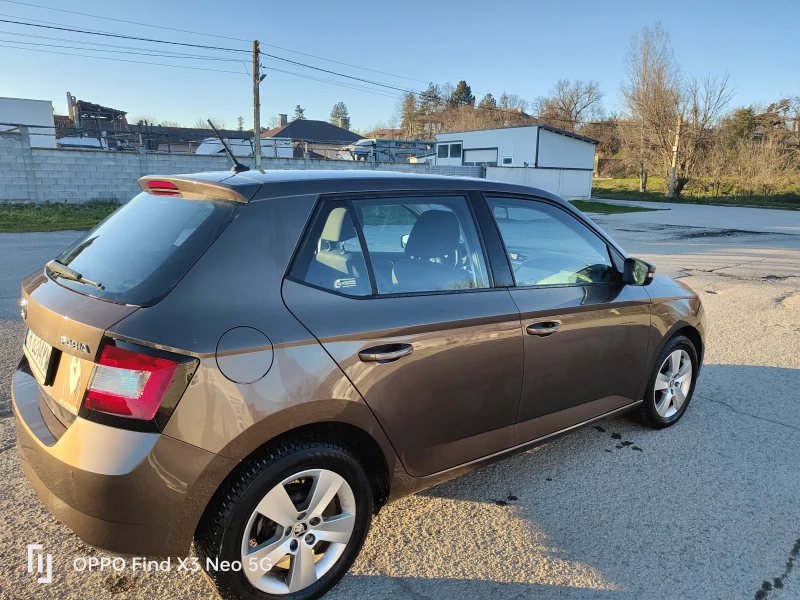 Skoda Fabia, снимка 5 - Автомобили и джипове - 52981364