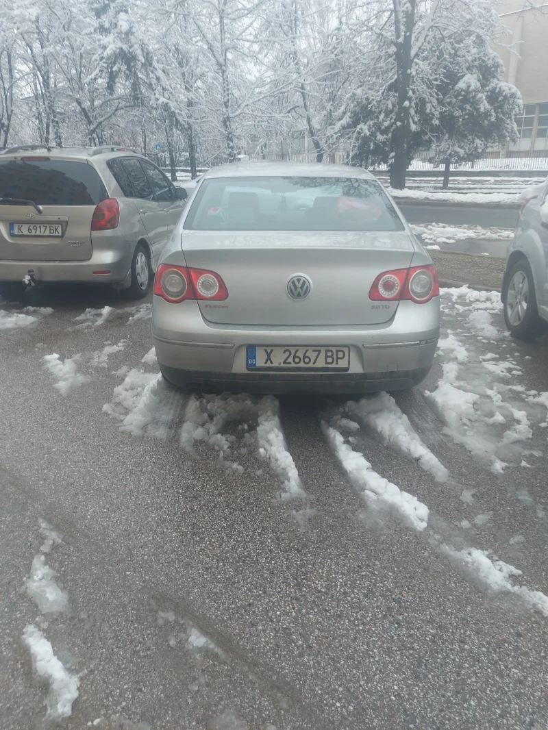VW Passat, снимка 5 - Автомобили и джипове - 53333962