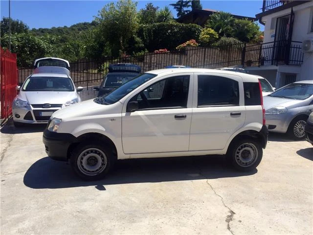 Fiat Panda 1.3 4X4 - изображение 2