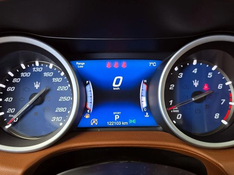Maserati Ghibli КРАЙНА ЦЕНА: 20429 EUR !!!РЕАЛНА КРАЙНА ЦЕНА!!!, снимка 8 - Автомобили и джипове - 55968558