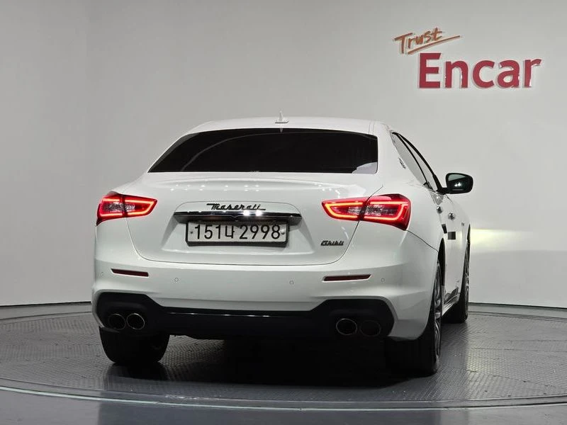 Maserati Ghibli КРАЙНА ЦЕНА: 20429 EUR !!!РЕАЛНА КРАЙНА ЦЕНА!!!, снимка 4 - Автомобили и джипове - 55968558