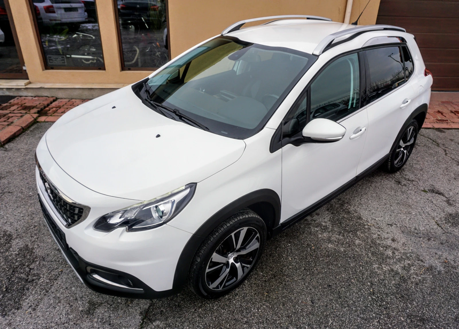 Peugeot 2008 1.2i PURETECH  ALLURE , снимка 1
