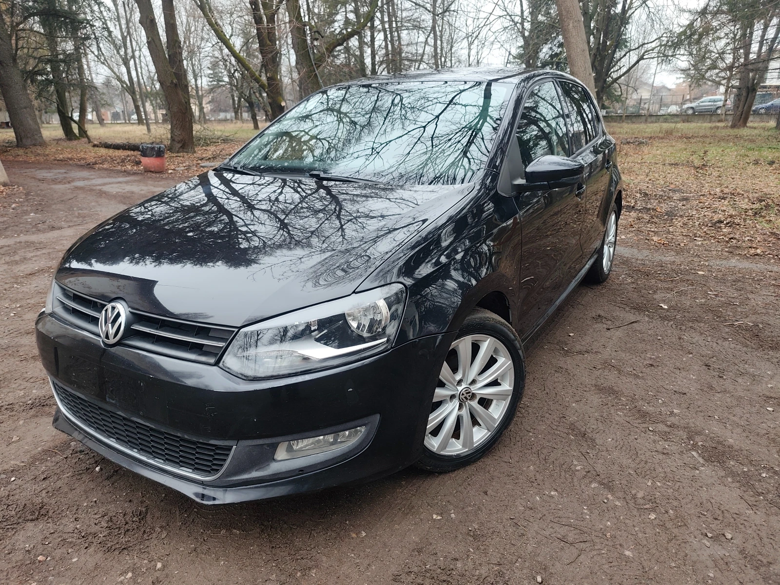 VW Polo 1.6 TDI АВТОМАТИК, снимка 1