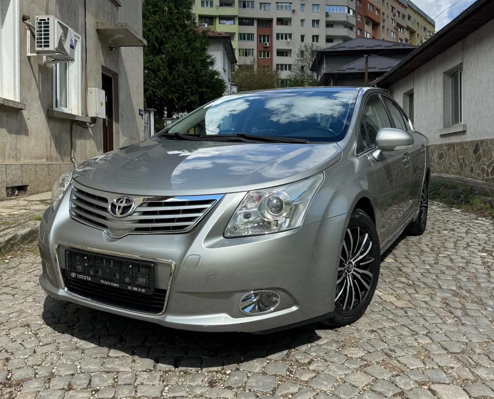 Toyota Avensis 2.0 D4-D  - изображение 2