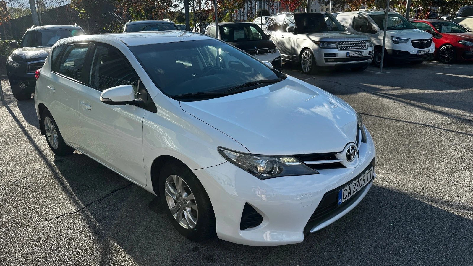 Toyota Auris 1.3 VVTi - изображение 2