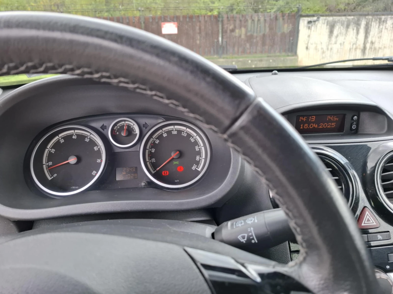 Opel Corsa  - изображение 4