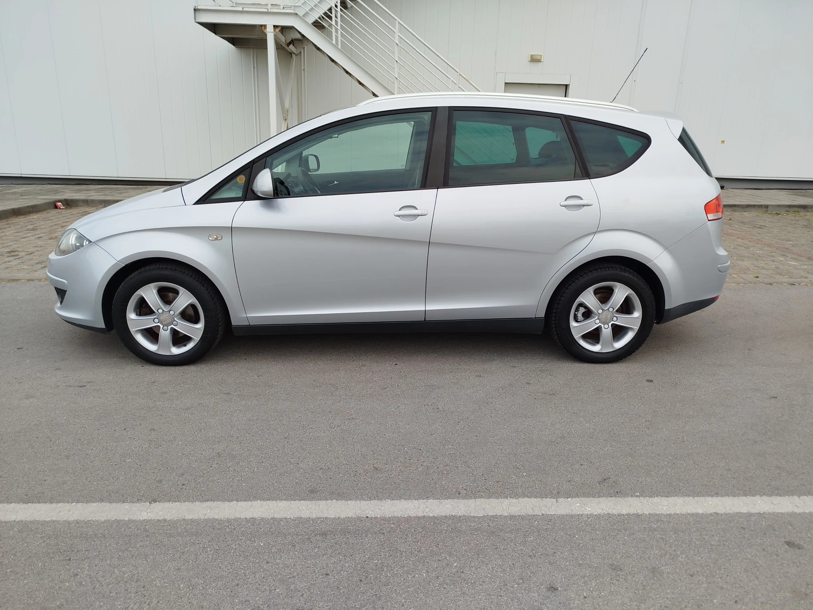 Seat Altea XL-1.6-102кс.ГАЗ - изображение 3