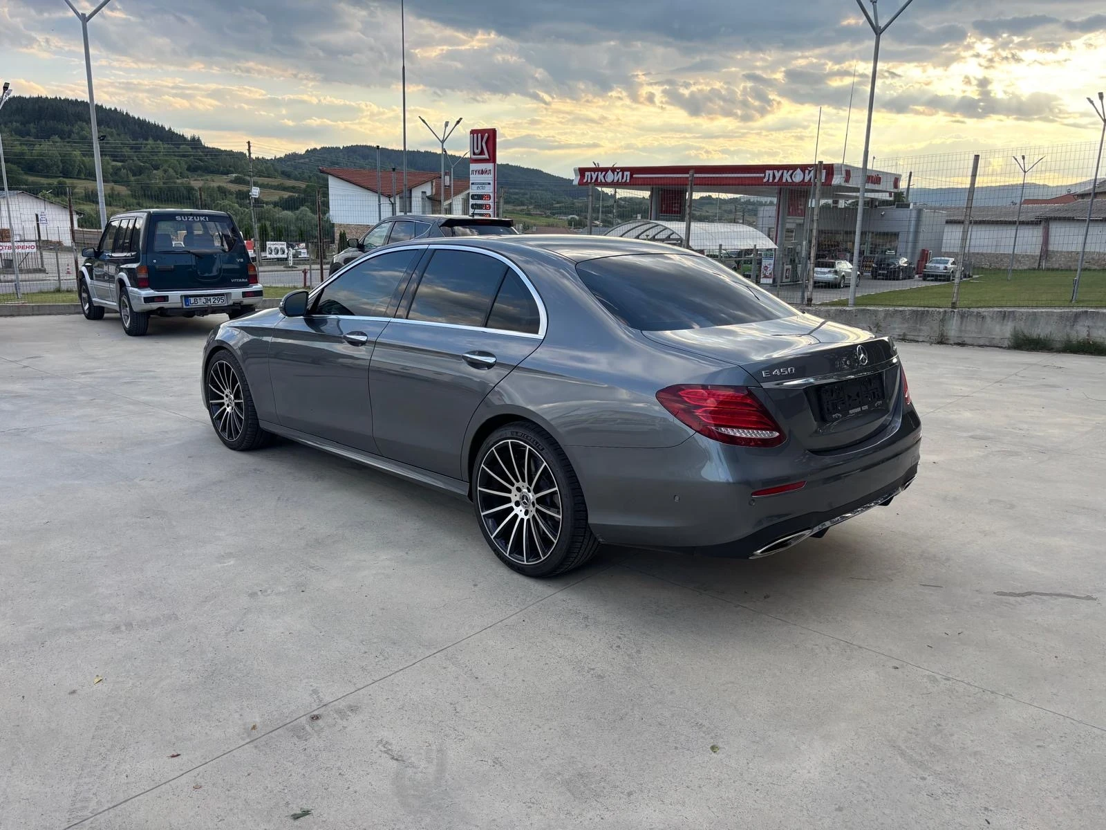 Mercedes-Benz E 450 AMG - изображение 4