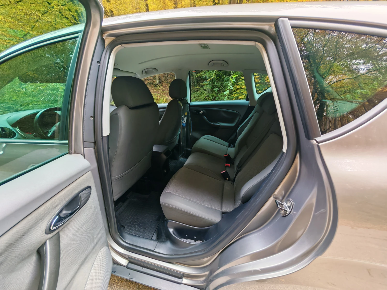 Seat Altea 1.9 TDI 105к.с. BJB | Mobile.bg — изображение 13