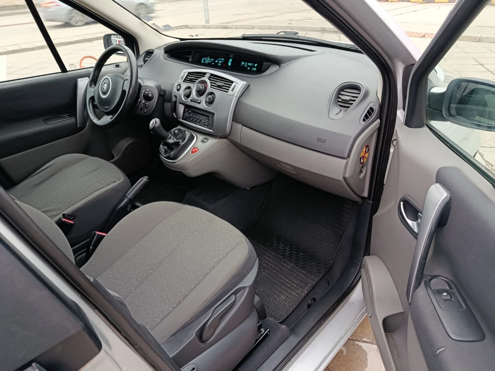 Renault Scenic 1.6 ������ ���  | Mobile.bg � ����������� 11