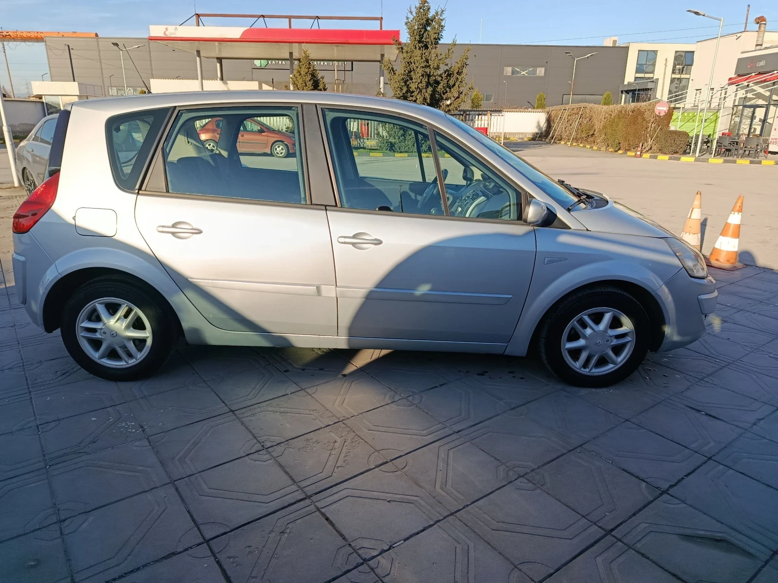 Renault Scenic 1.6 БЕНЗИН ГАЗ  - изображение 6