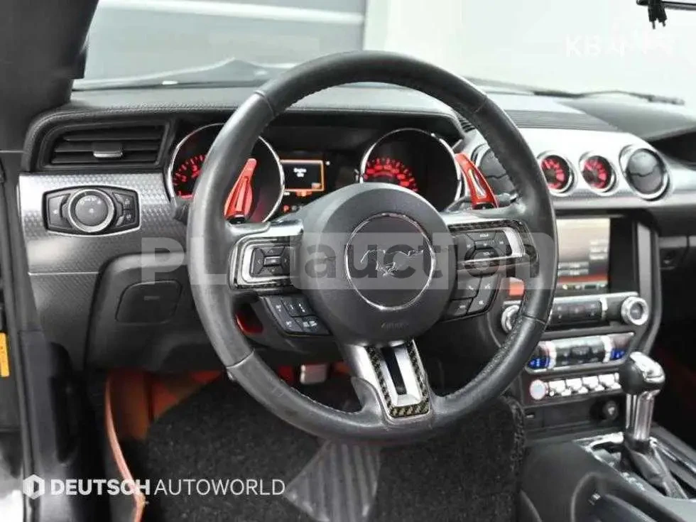 Ford Mustang 2.3 ECOBOOST* КОЖА* ПОДГРЕВИ* ОБДУХВАНЕ* НАВИГАЦИЯ, снимка 10 - Автомобили и джипове - 53988560