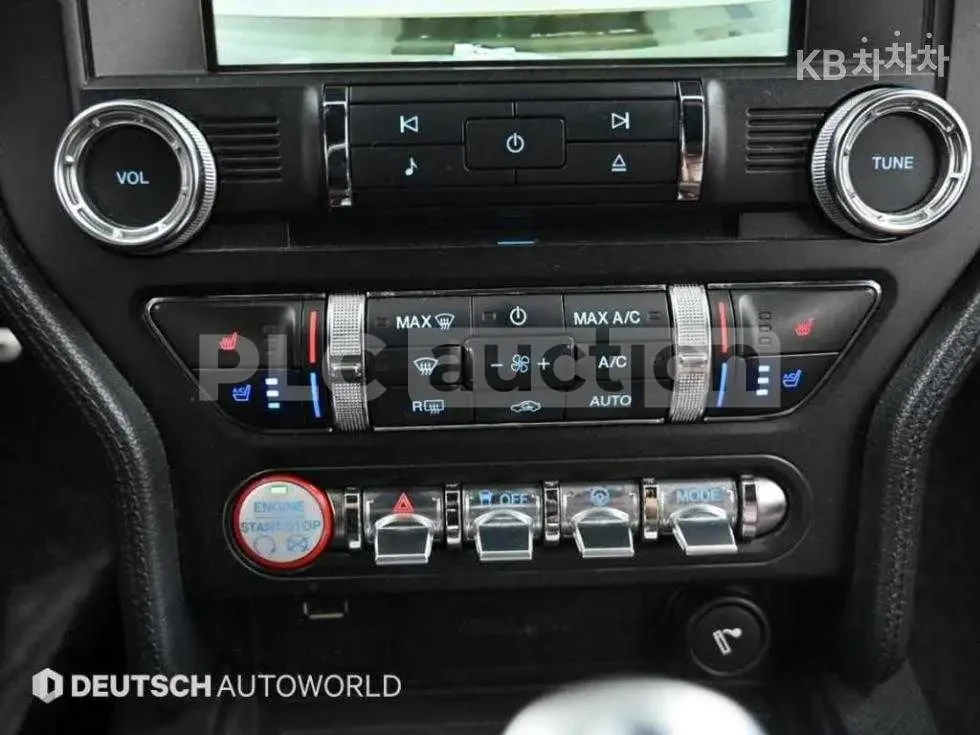 Ford Mustang 2.3 ECOBOOST* КОЖА* ПОДГРЕВИ* ОБДУХВАНЕ* НАВИГАЦИЯ, снимка 15 - Автомобили и джипове - 53988560