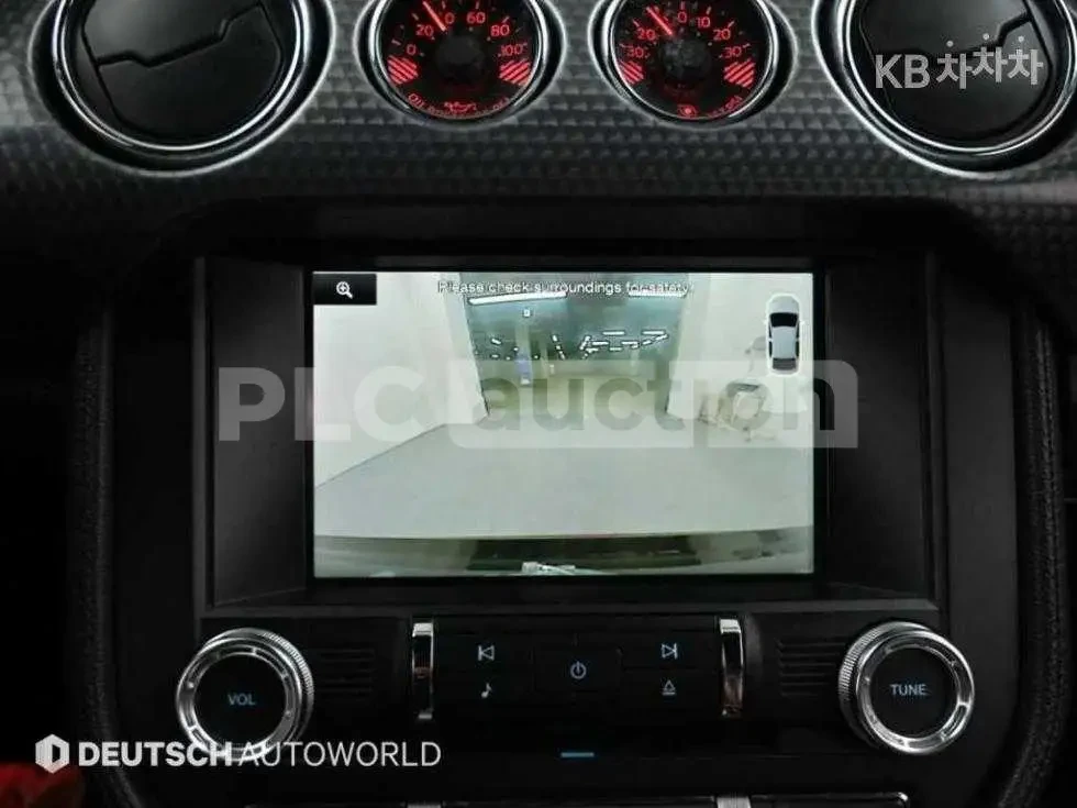 Ford Mustang 2.3 ECOBOOST* КОЖА* ПОДГРЕВИ* ОБДУХВАНЕ* НАВИГАЦИЯ, снимка 14 - Автомобили и джипове - 53988560