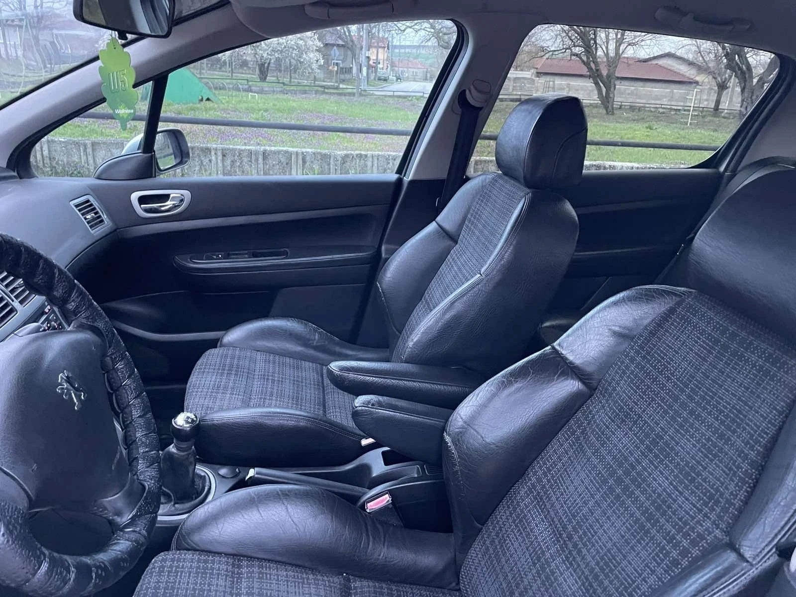 Peugeot 307 2.0HDi, снимка 13 - Автомобили и джипове - 54074127