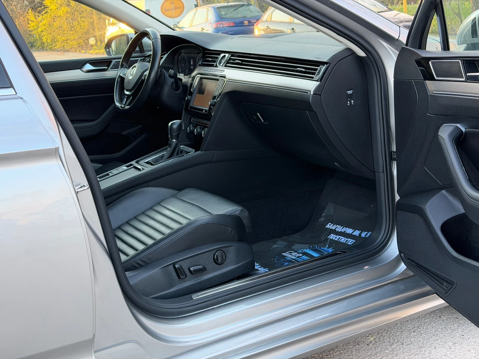 VW Passat 2.0TDi 190 R-Line 4x4 Full | Mobile.bg � ����������� 12