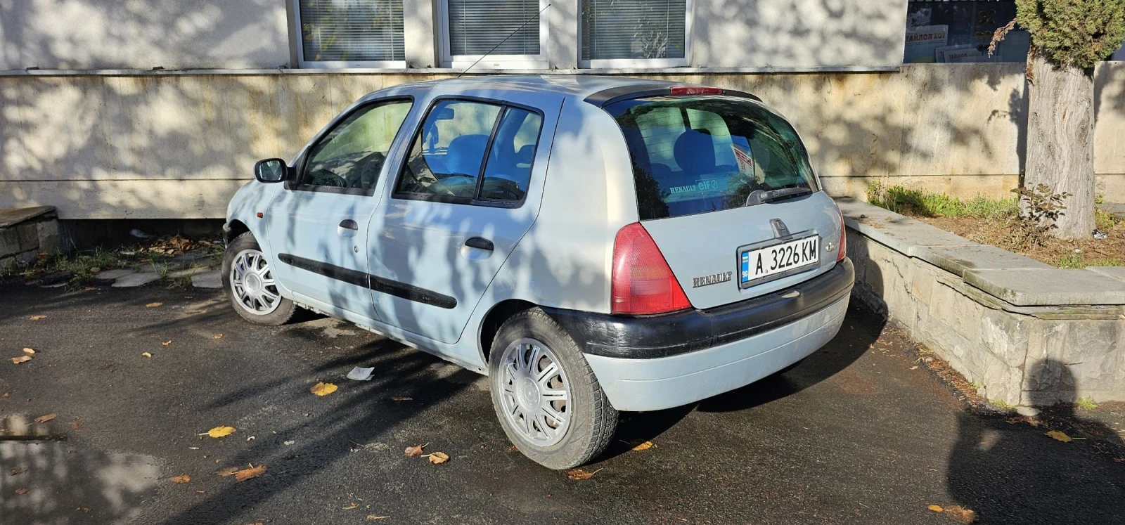 Renault Clio 1, 2- 58кс., снимка 4 - Автомобили и джипове - 54732034