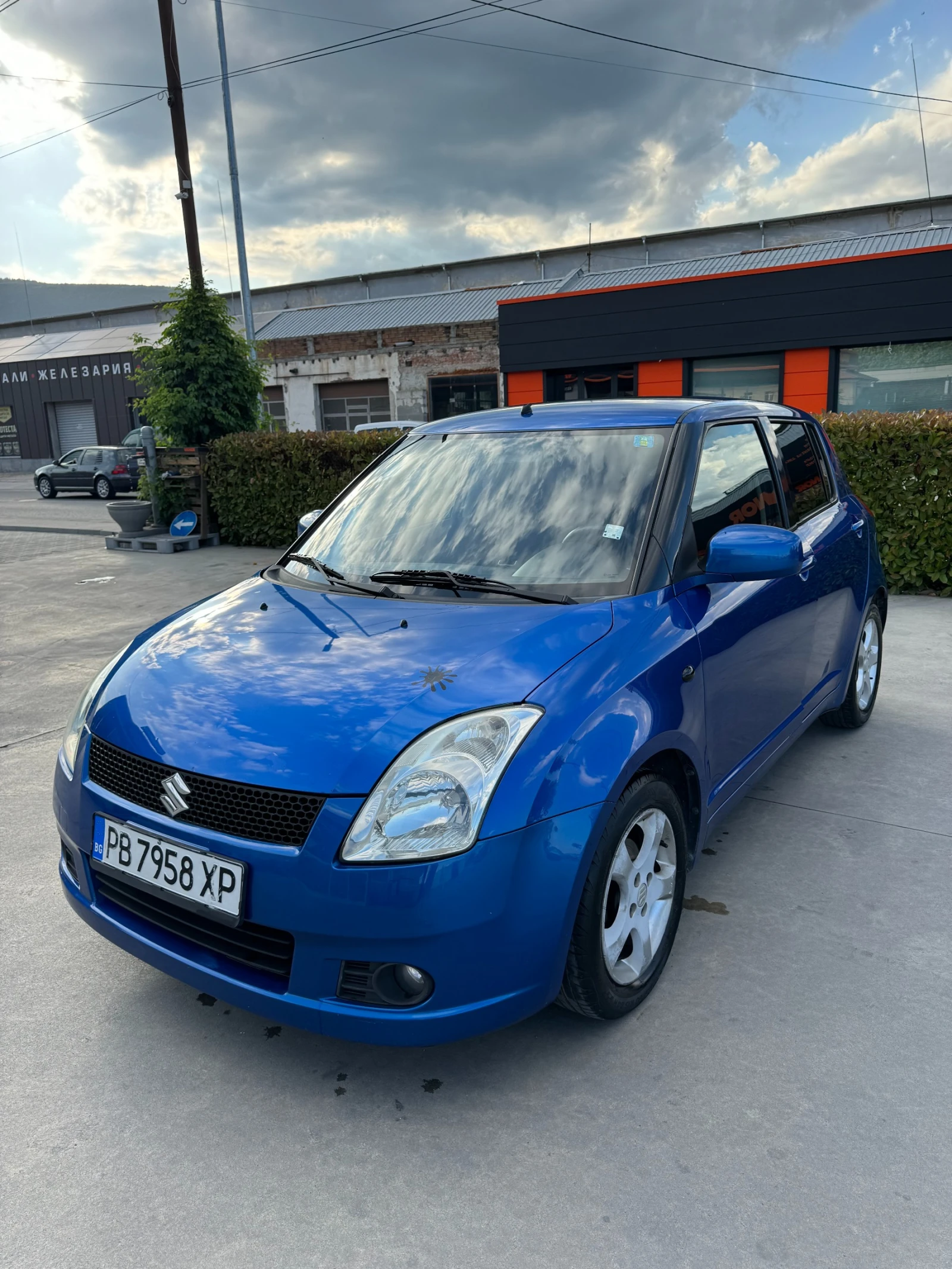 Suzuki Swift, снимка 5 - Автомобили и джипове - 54826972