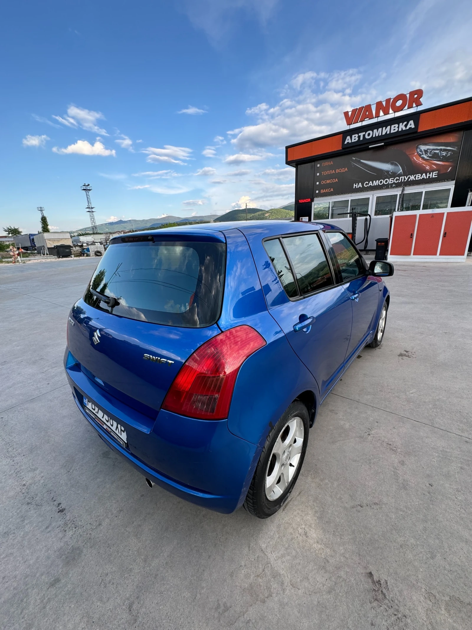 Suzuki Swift, снимка 16 - Автомобили и джипове - 54826972
