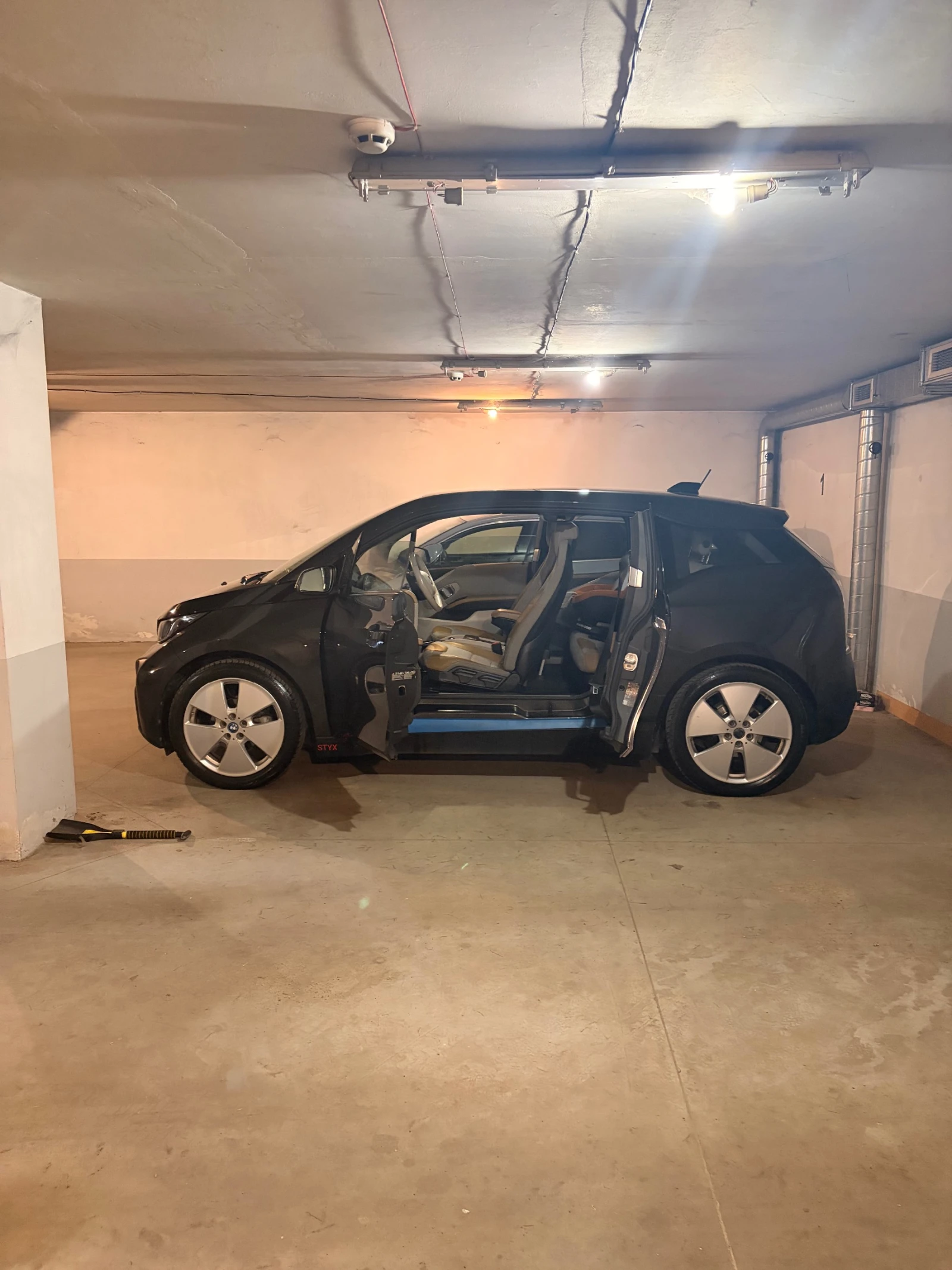 BMW i3 REX | CCS Fast Charge | 95 000 км, снимка 2 - Автомобили и джипове - 55126041