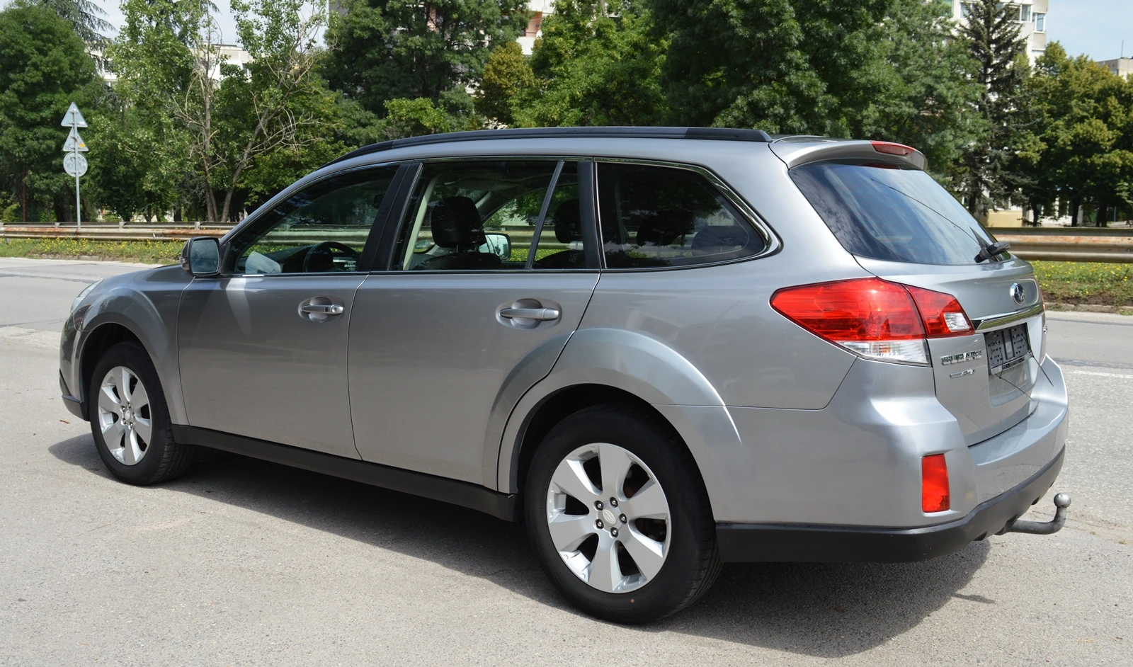 Subaru Outback 2.5i AWD FULL ШВЕЙЦАРИЯ, снимка 6 - Автомобили и джипове - 55130532