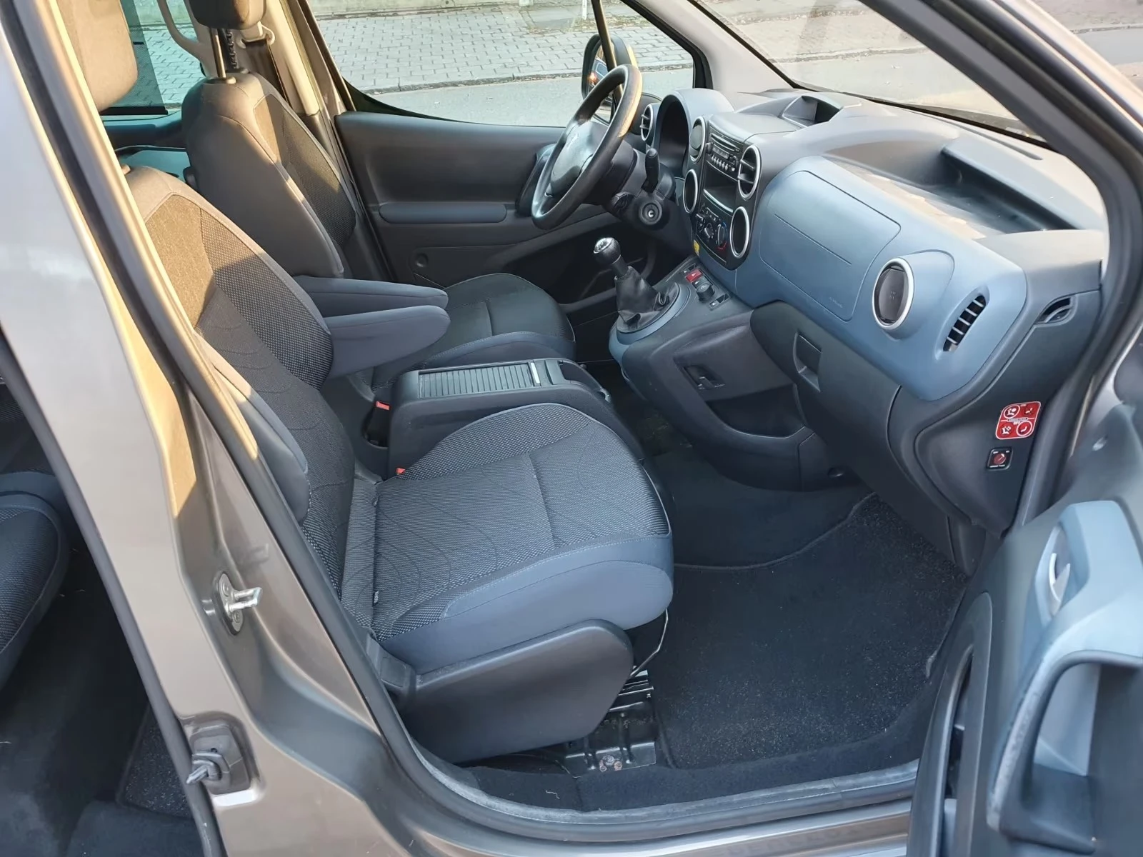 Peugeot Partner Tepee, снимка 6 - Автомобили и джипове - 55187255