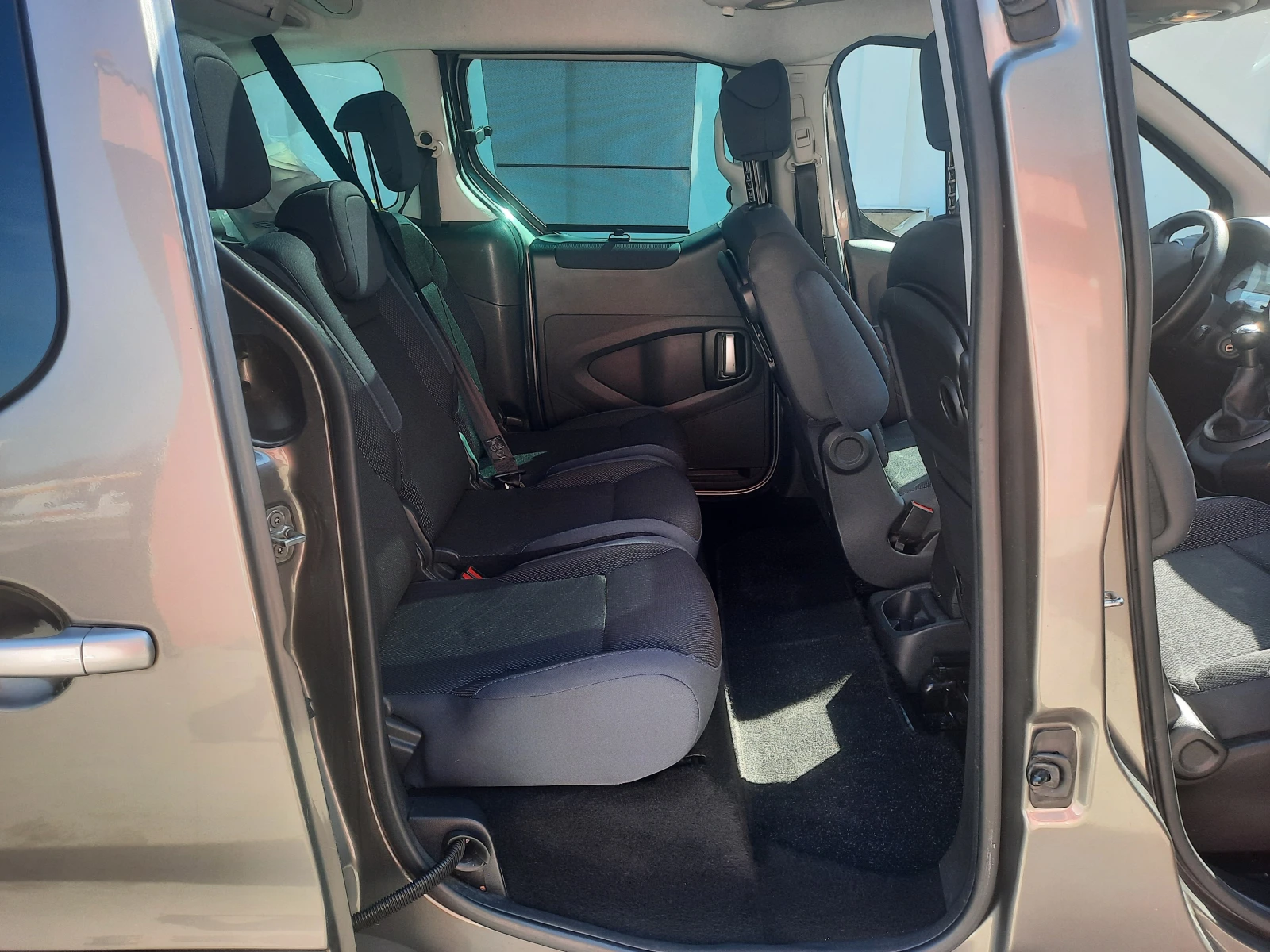 Peugeot Partner Tepee, снимка 12 - Автомобили и джипове - 55187255
