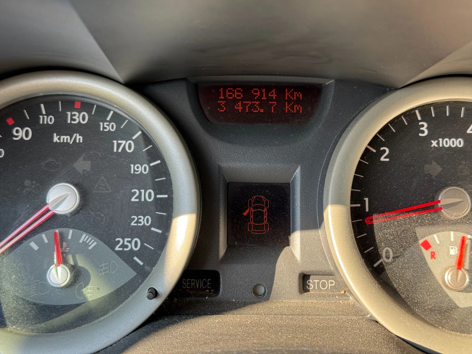 Renault Megane 1.6, снимка 2 - Автомобили и джипове - 55192716