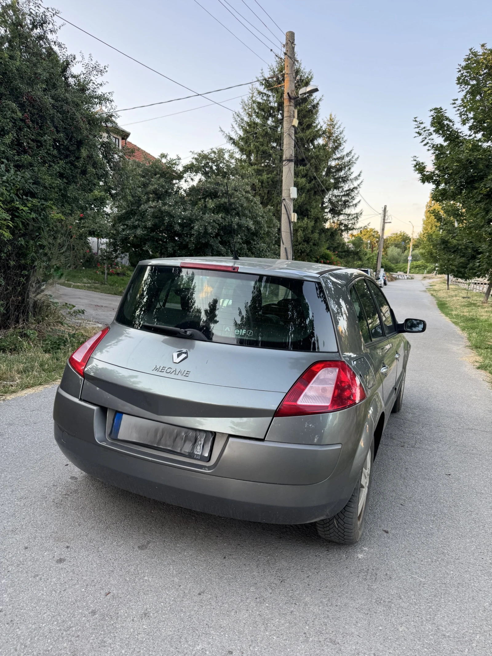 Renault Megane 1.6, снимка 9 - Автомобили и джипове - 55192716