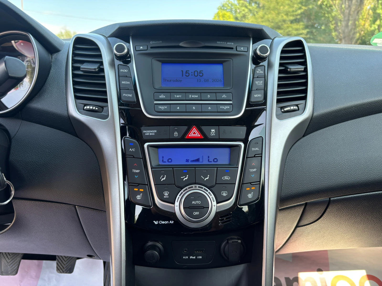 Hyundai I30 1.6 CRDI 128 к.с , снимка 16 - Автомобили и джипове - 55655471