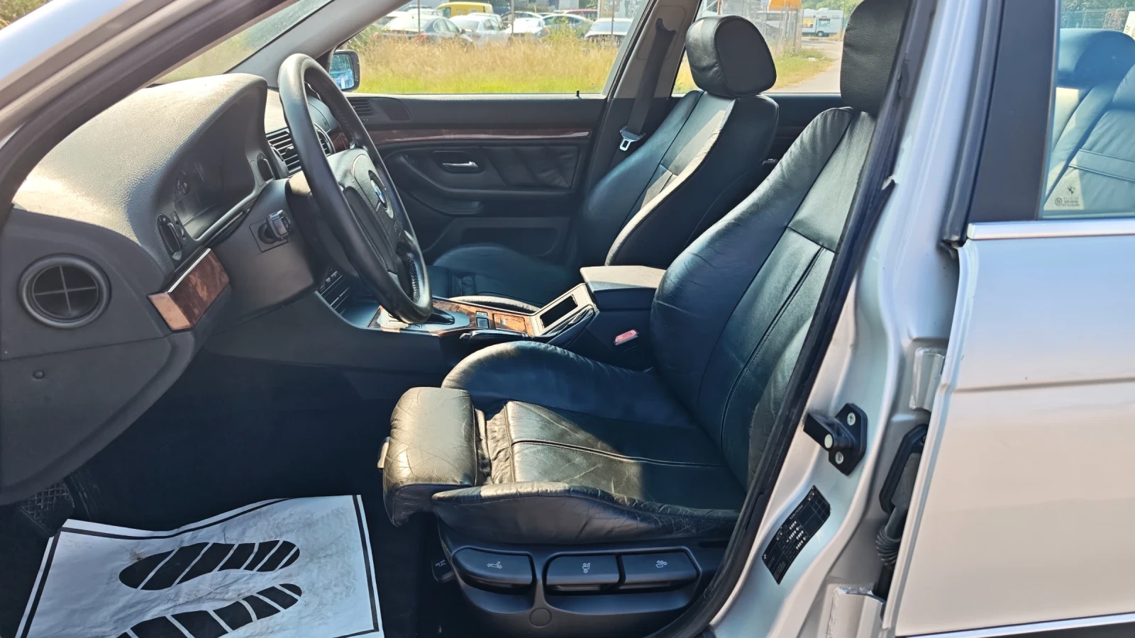 BMW 528 i, снимка 10 - Автомобили и джипове - 55708431