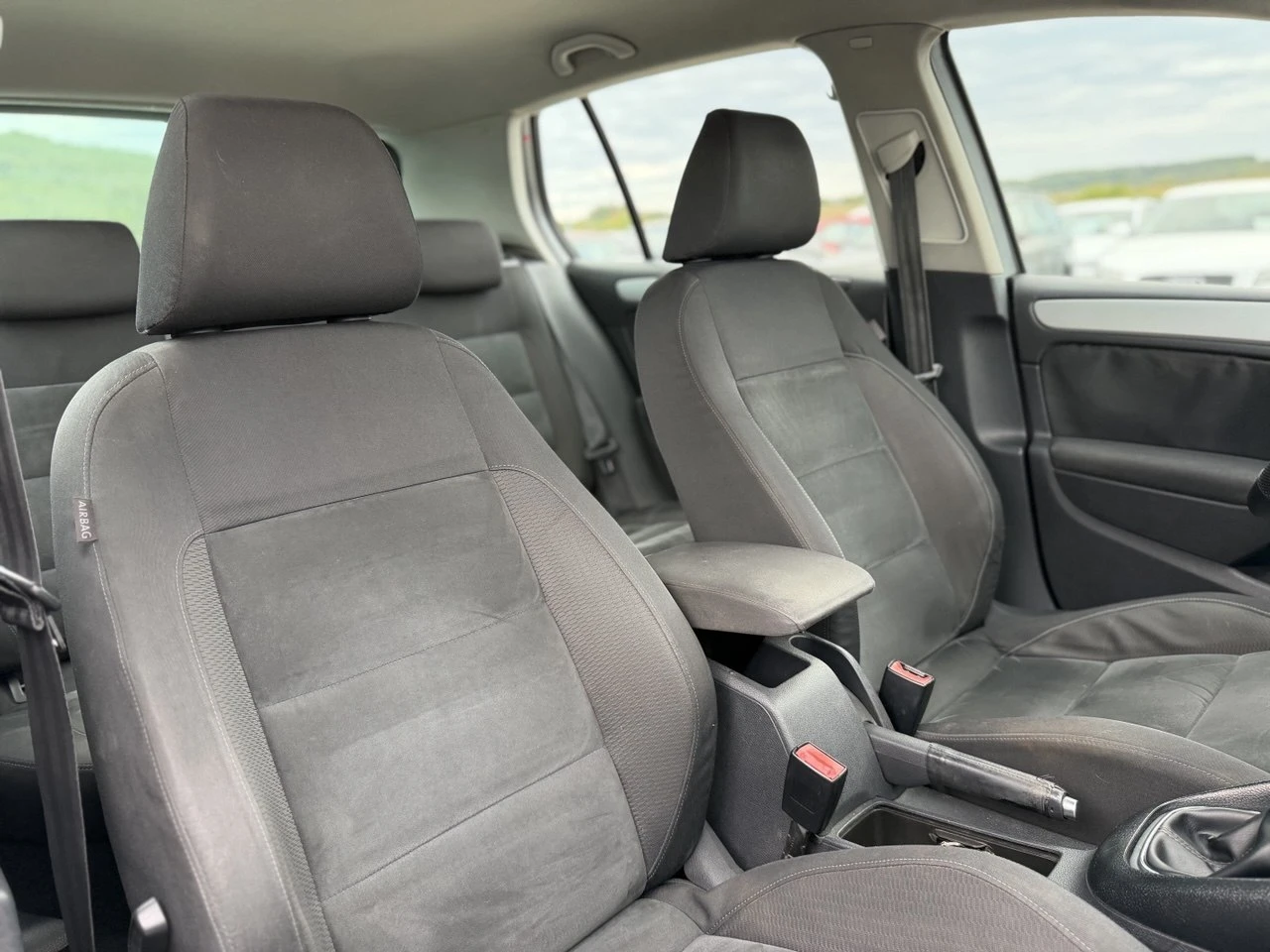 VW Golf 2.0TDI NAVI, снимка 15 - Автомобили и джипове - 56185513