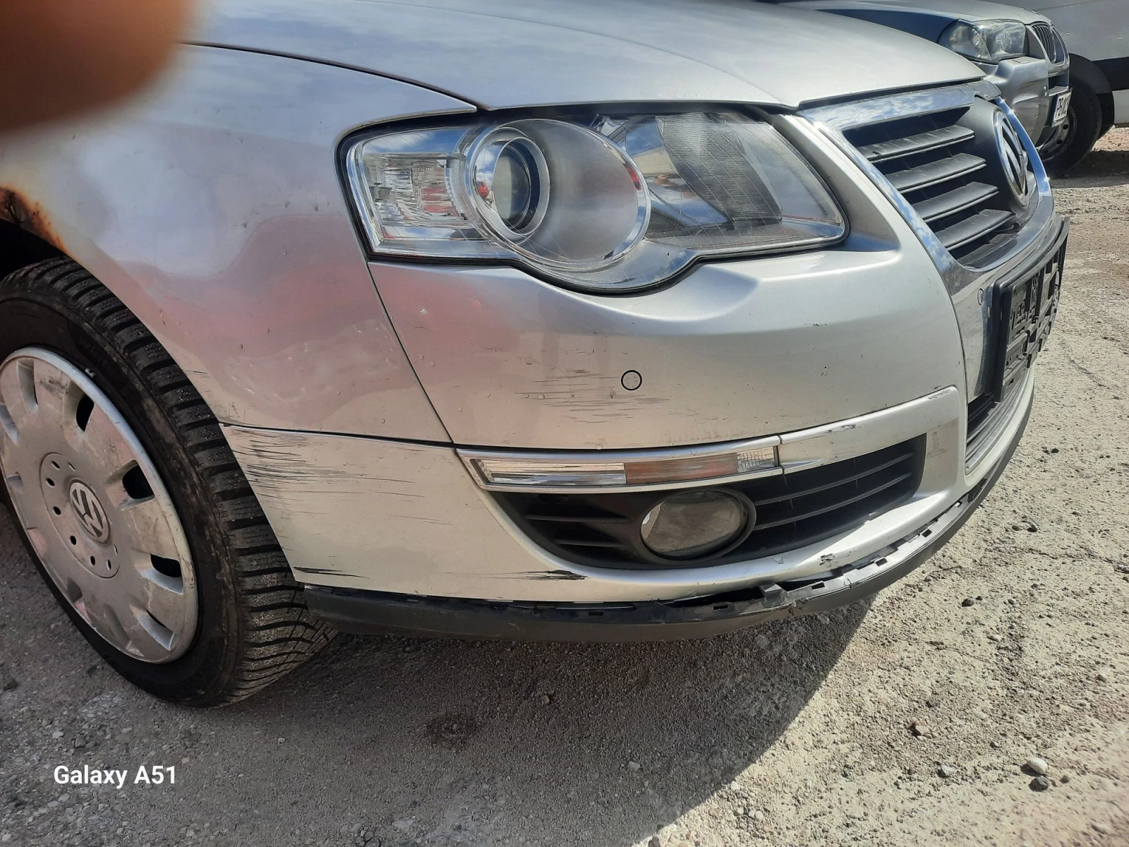 VW Passat 2.0 TDI, 110кс. 2009г., снимка 14 - Автомобили и джипове - 56197232