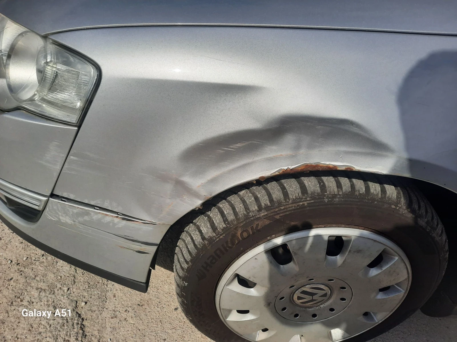 VW Passat 2.0 TDI, 110кс. 2009г., снимка 13 - Автомобили и джипове - 56197232