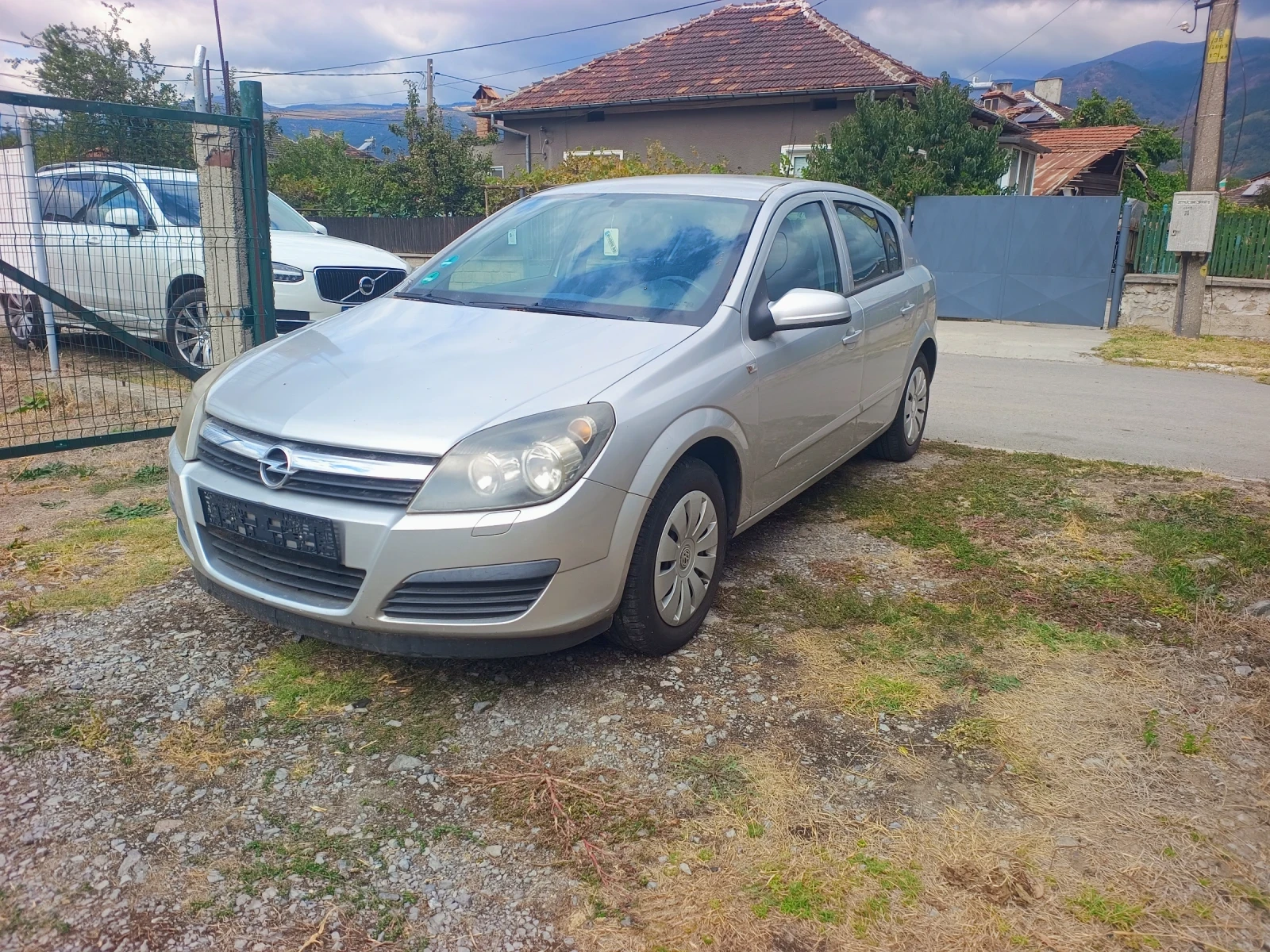 Opel Astra 1.4 I/Ecotec/Климатик/90к.с., снимка 3 - Автомобили и джипове - 56285697